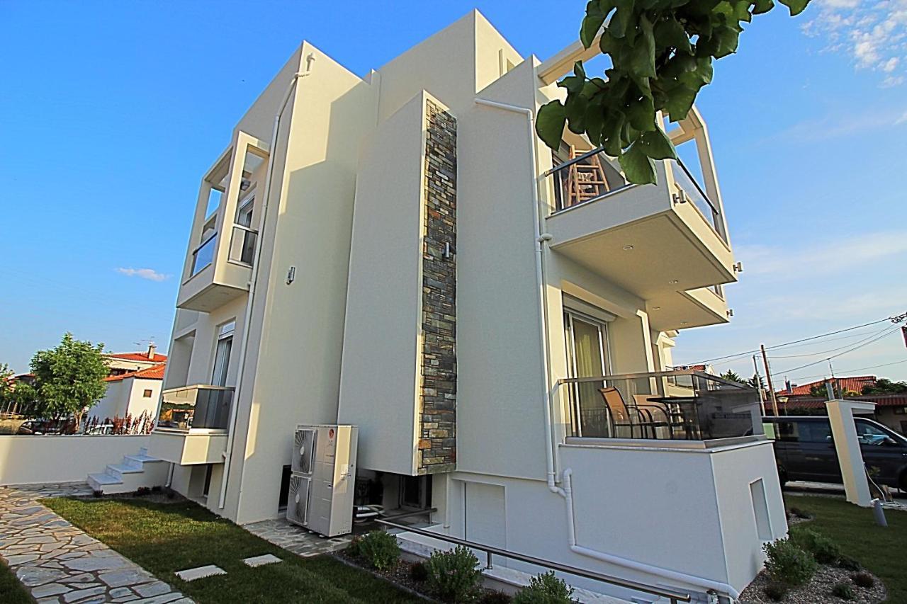 Sky Rays Luxury Apartments Nikiti  Buitenkant foto