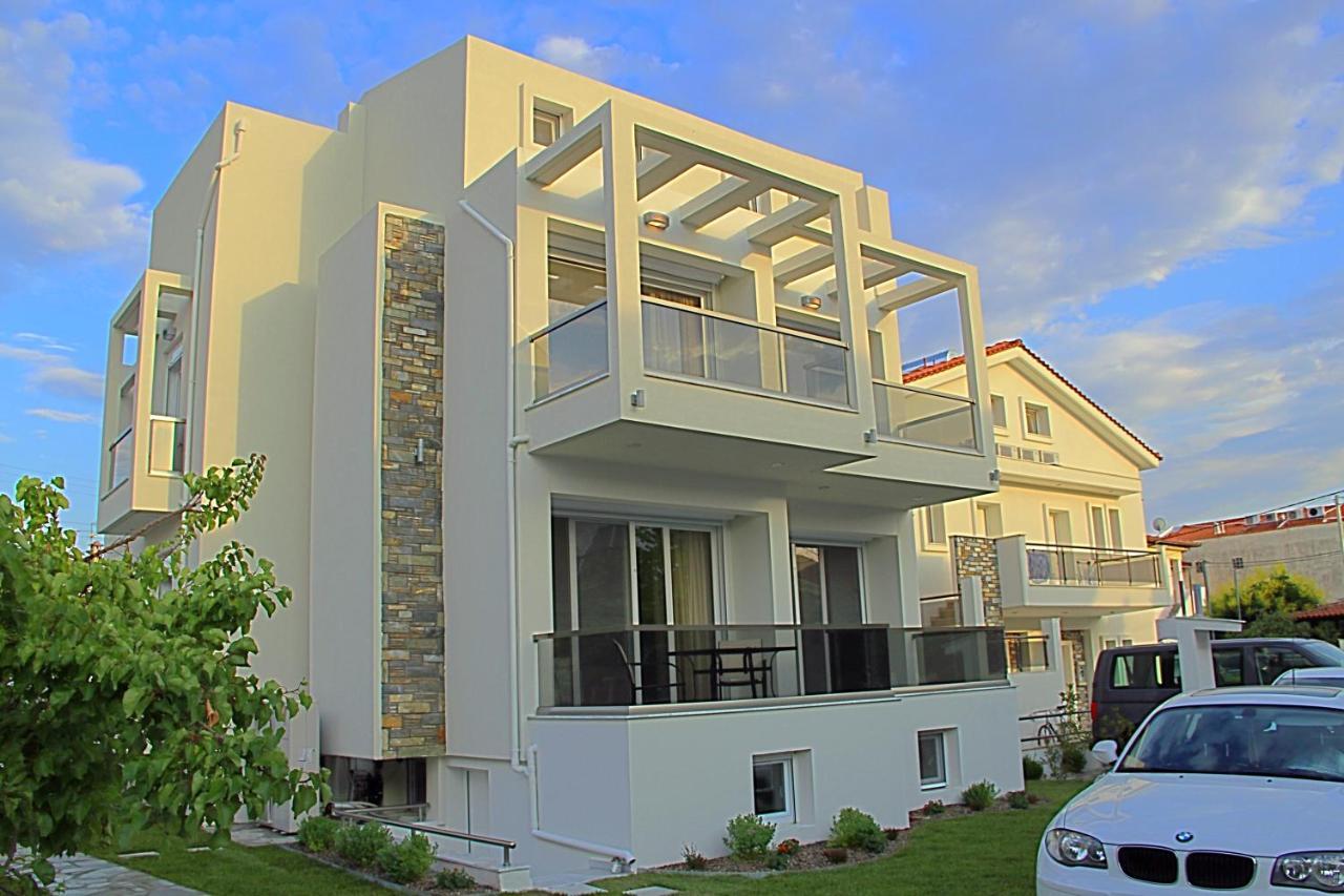Sky Rays Luxury Apartments Nikiti  Buitenkant foto