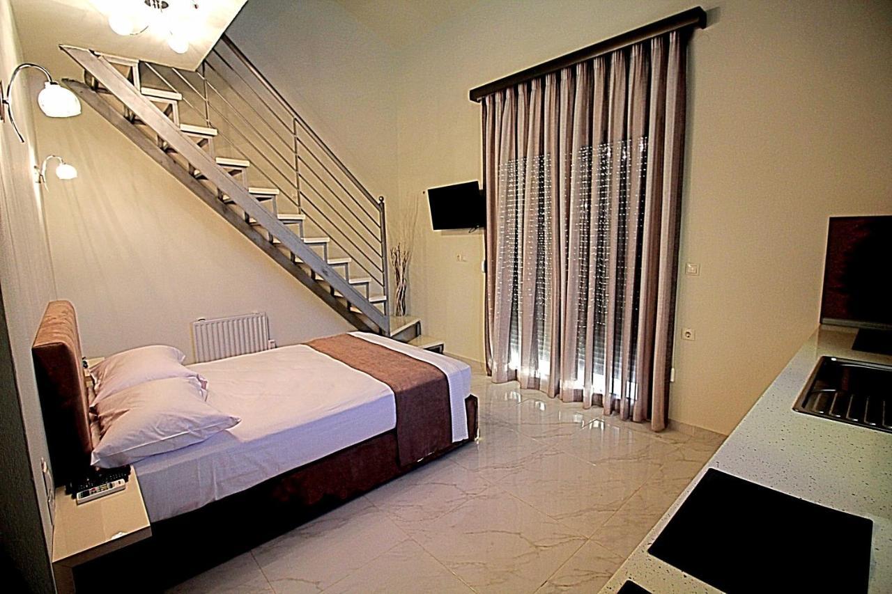 Sky Rays Luxury Apartments Nikiti  Buitenkant foto