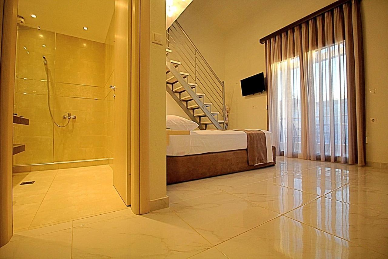 Sky Rays Luxury Apartments Nikiti  Buitenkant foto