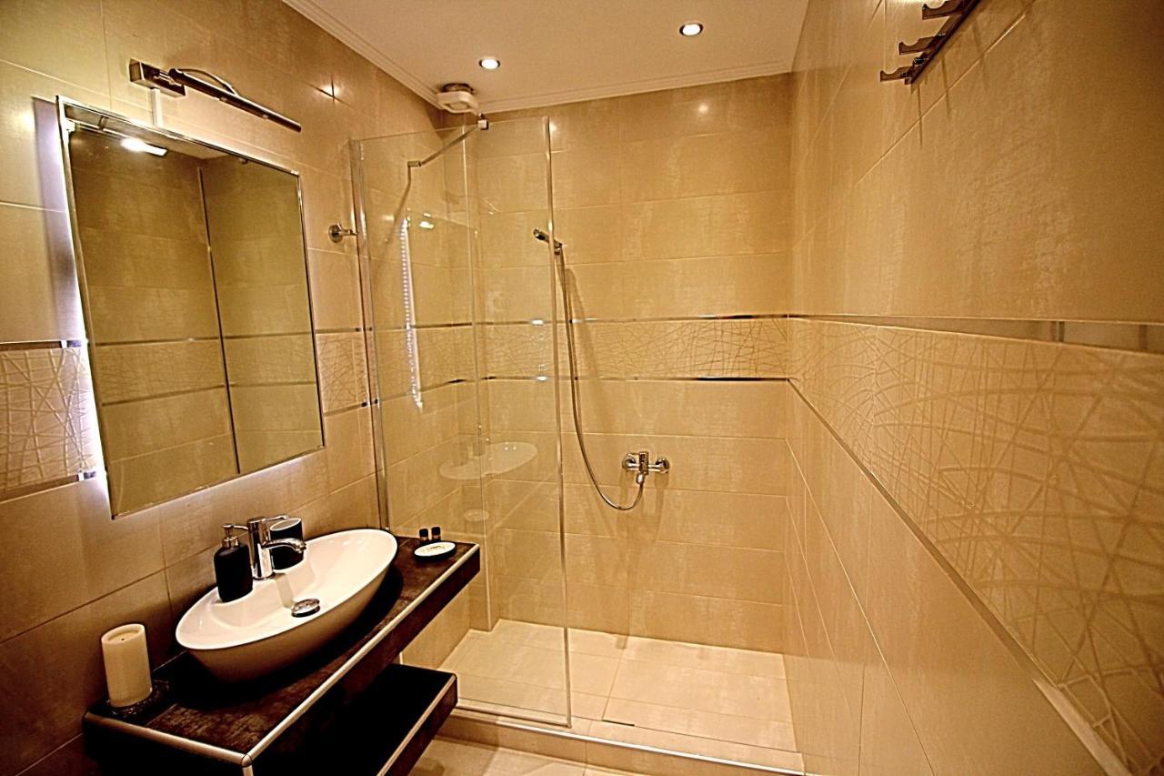 Sky Rays Luxury Apartments Nikiti  Buitenkant foto